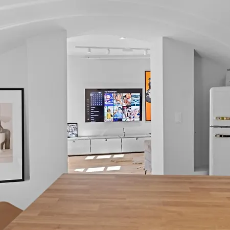 Innenstadt- Parken- Naehe Rathaus *